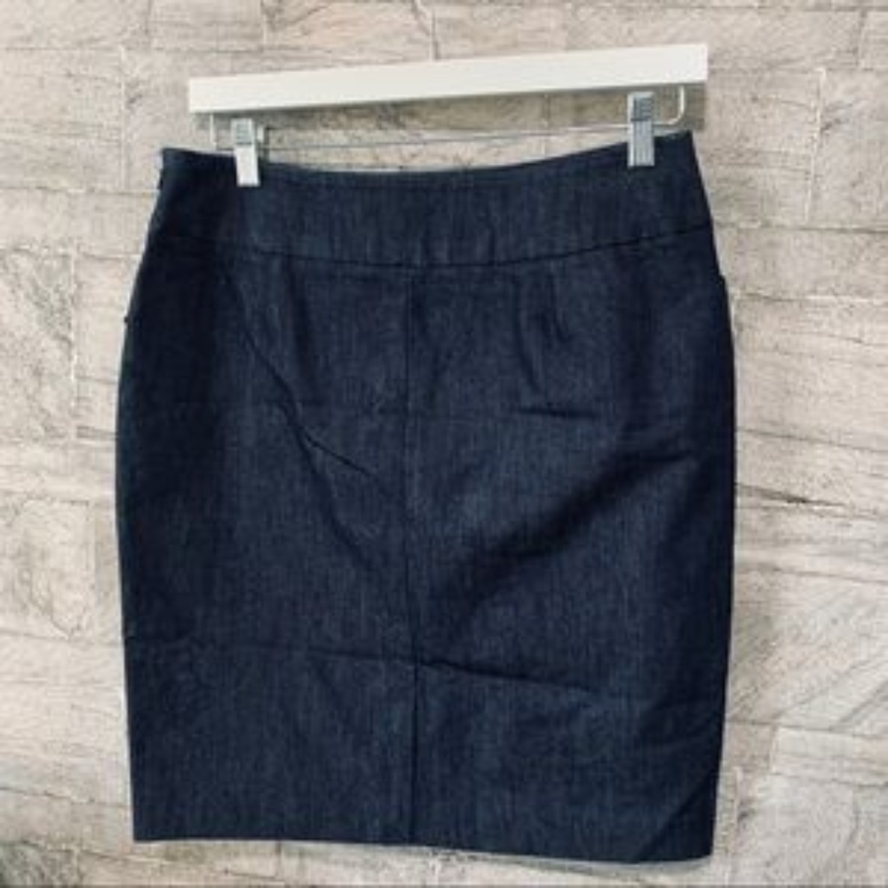 Halogen Denim Stretch Pencil Skirt With Pockets - Picture 5 of 8